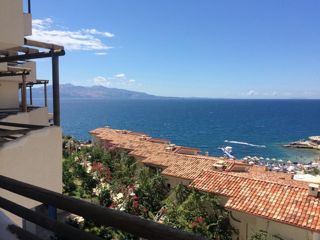 Apartments Wonderful Bay Saranda Dış mekan fotoğraf